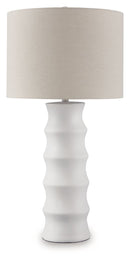 Veraleigh - Poly Lamp