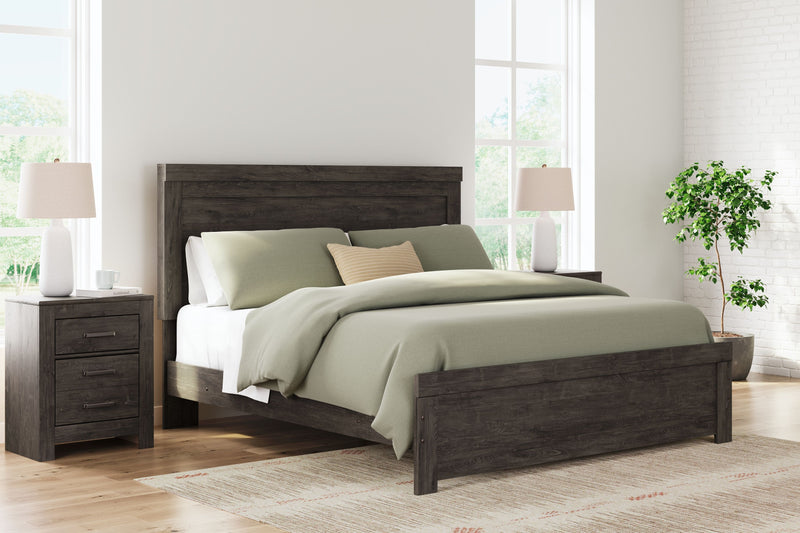 Brinxton - Panel Bed