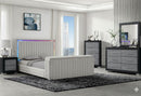 Elias - 5 Piece Queen Bedroom Set TV Footboard - Light Gray / Natural / White