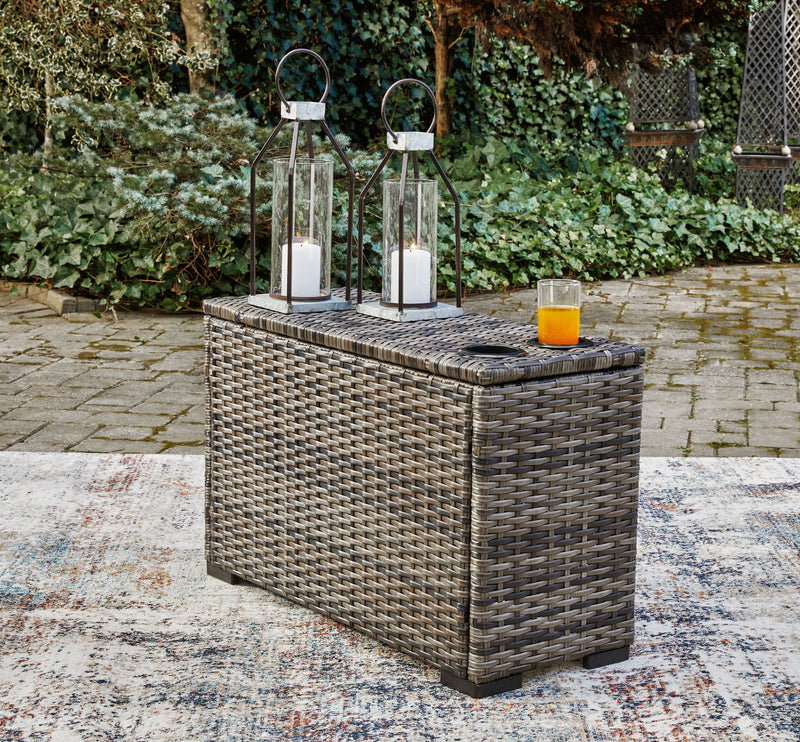 Harbor Court - Gray - Console With Drink Holders