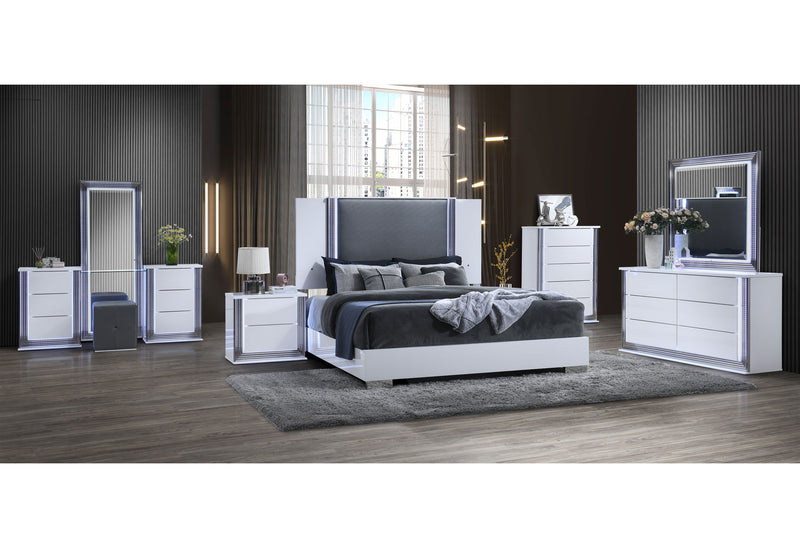 Ylime - 6 Piece King Bedroom Set With Vanity Set - Smooth White