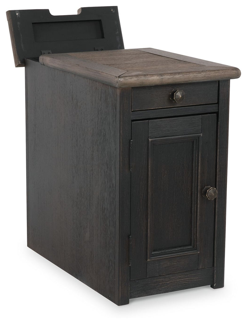 Tyler - Grayish Brown / Black - Chair Side End Table