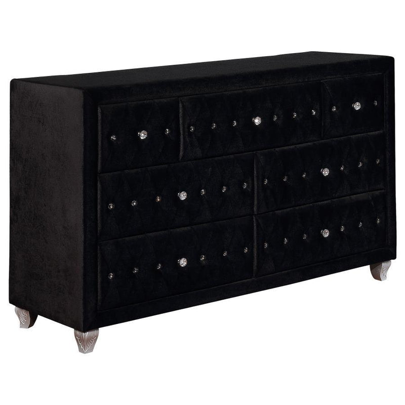 Deanna - 7-Drawer Rectangular Dresser